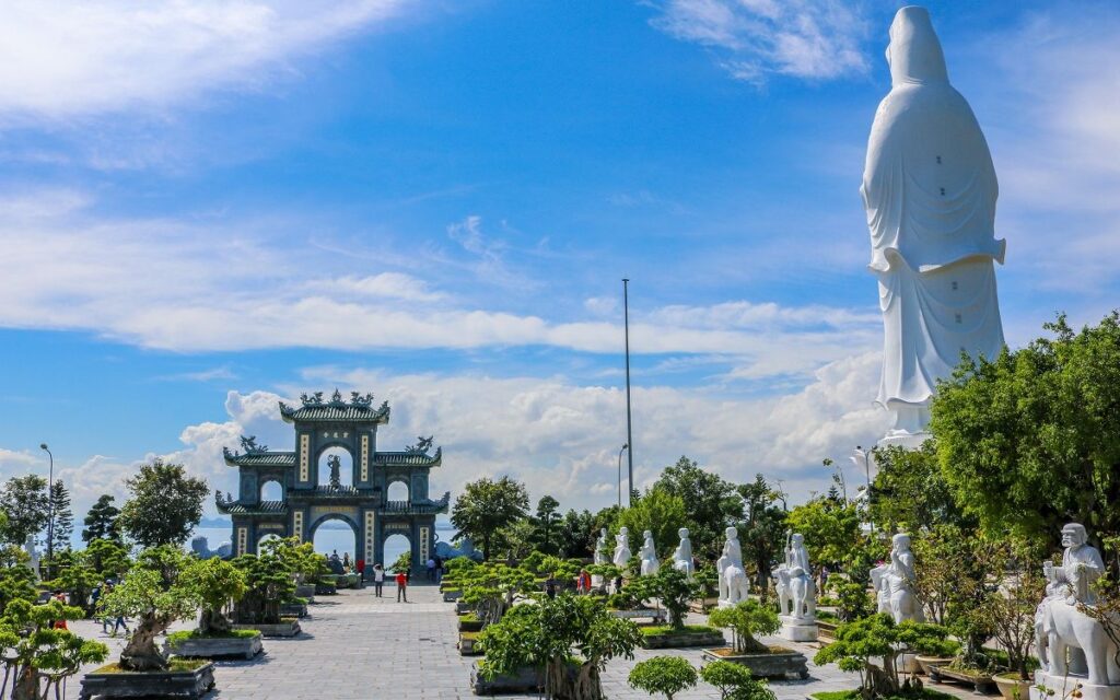 Linh ung pagoda