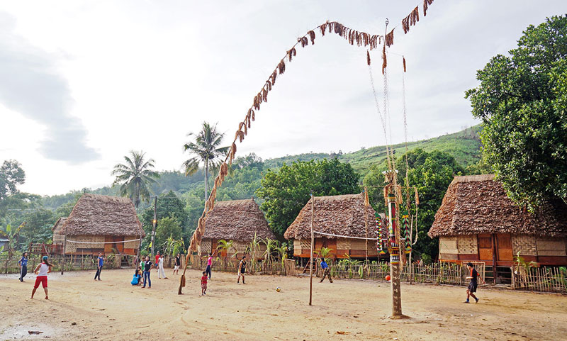 Bho Hoong cultural village