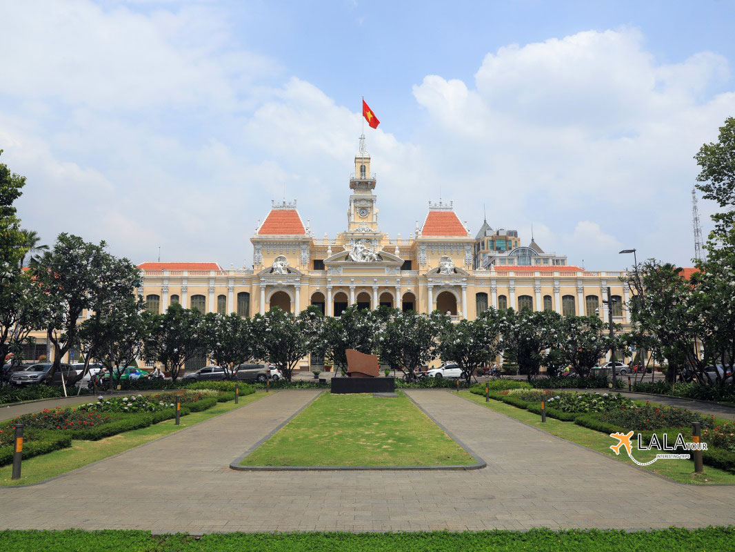 Ho chi Minh city hall