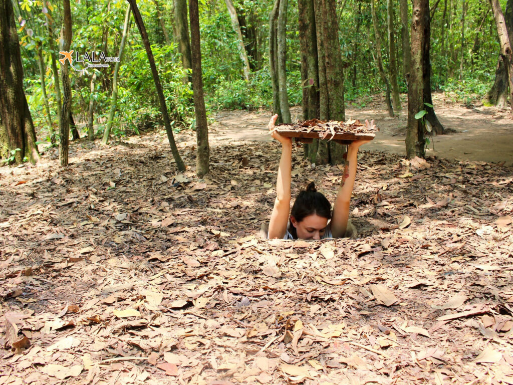 Cu chi tunnels vietnam